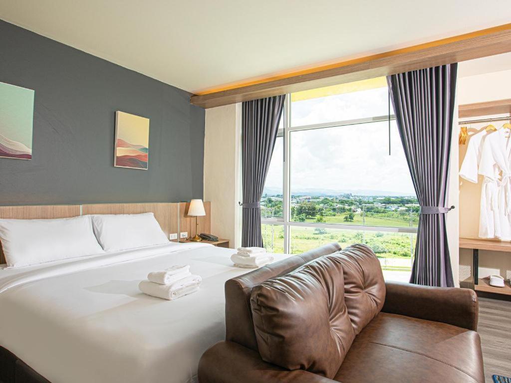 B2 Mae Sot Boutique & Budget Hotel Bagian luar foto