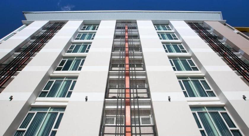B2 Mae Sot Boutique & Budget Hotel Bagian luar foto