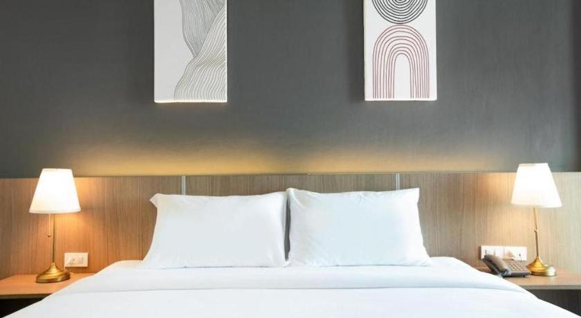 B2 Mae Sot Boutique & Budget Hotel Bagian luar foto