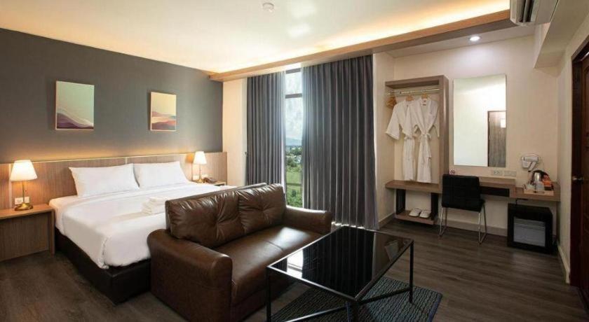 B2 Mae Sot Boutique & Budget Hotel Bagian luar foto