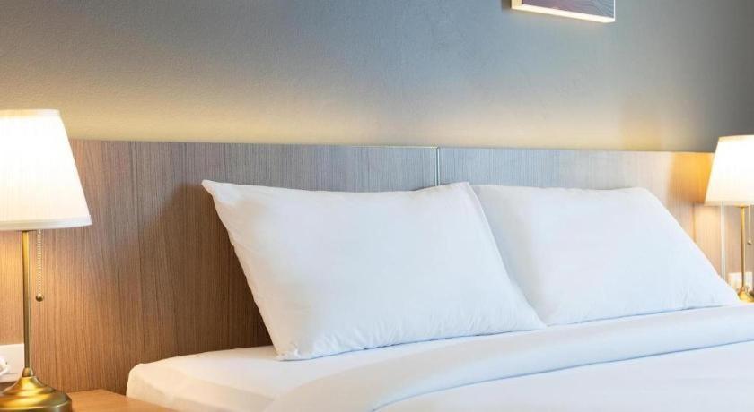B2 Mae Sot Boutique & Budget Hotel Bagian luar foto